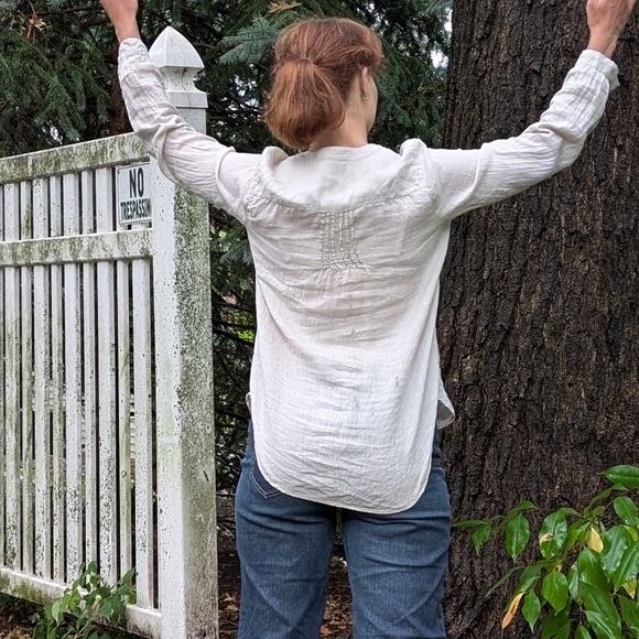 Linen Blouse - Picture 5 of 10